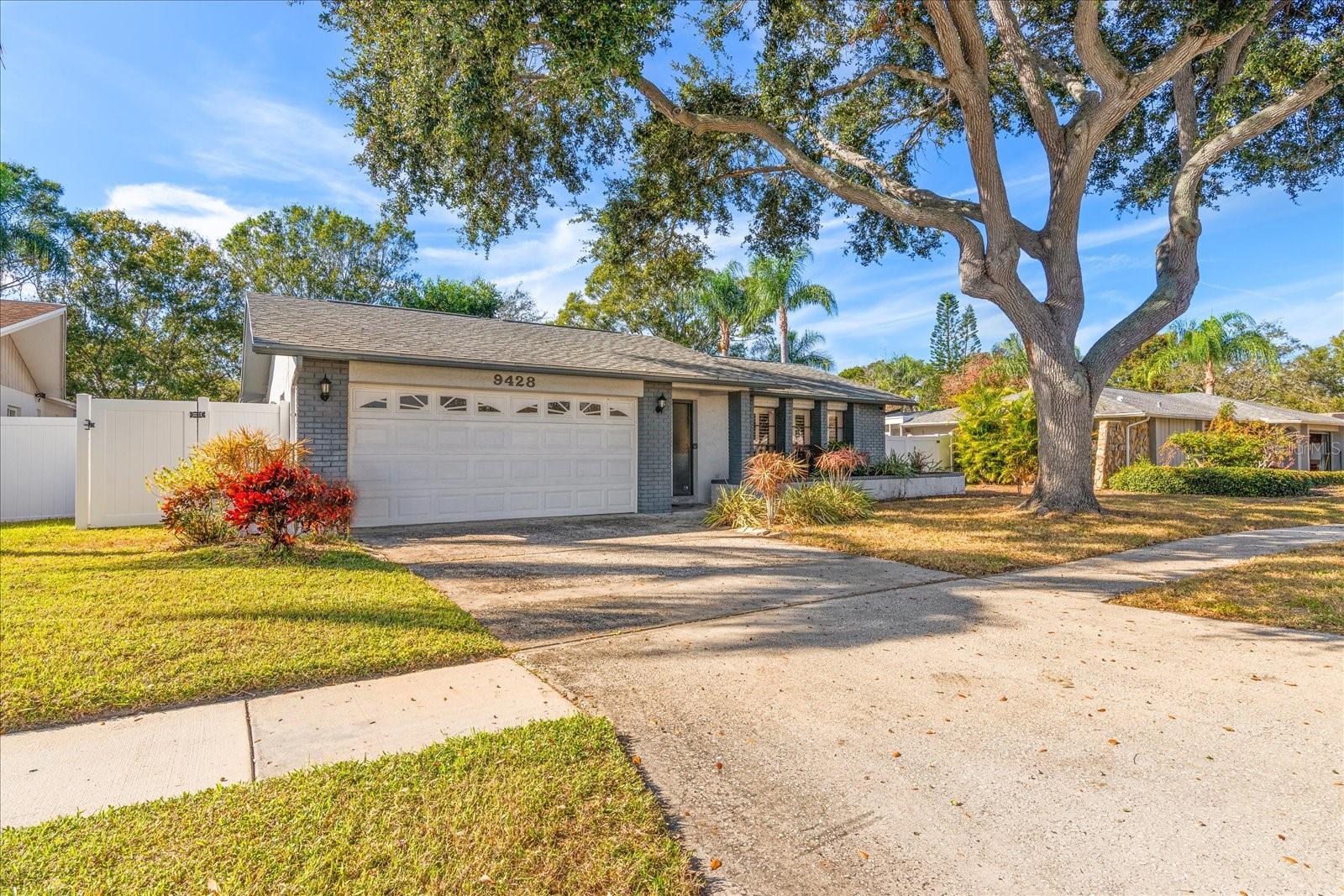 LAURA ANNE ESTATES - Residential