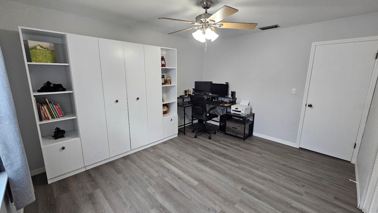 DELTONA LAKES UNIT 08 - Residential