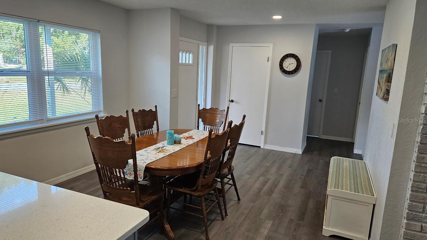 DELTONA LAKES UNIT 08 - Residential