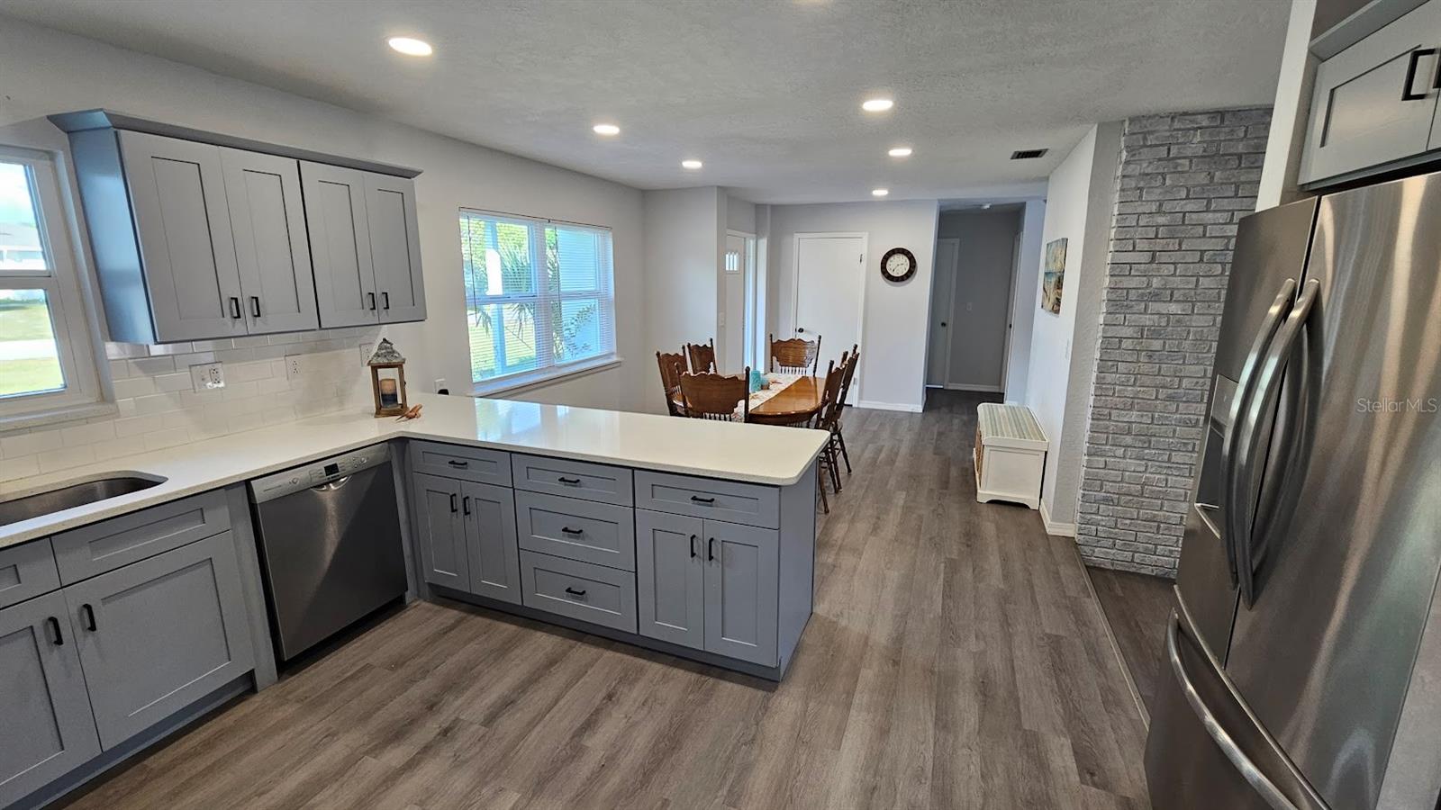 DELTONA LAKES UNIT 08 - Residential