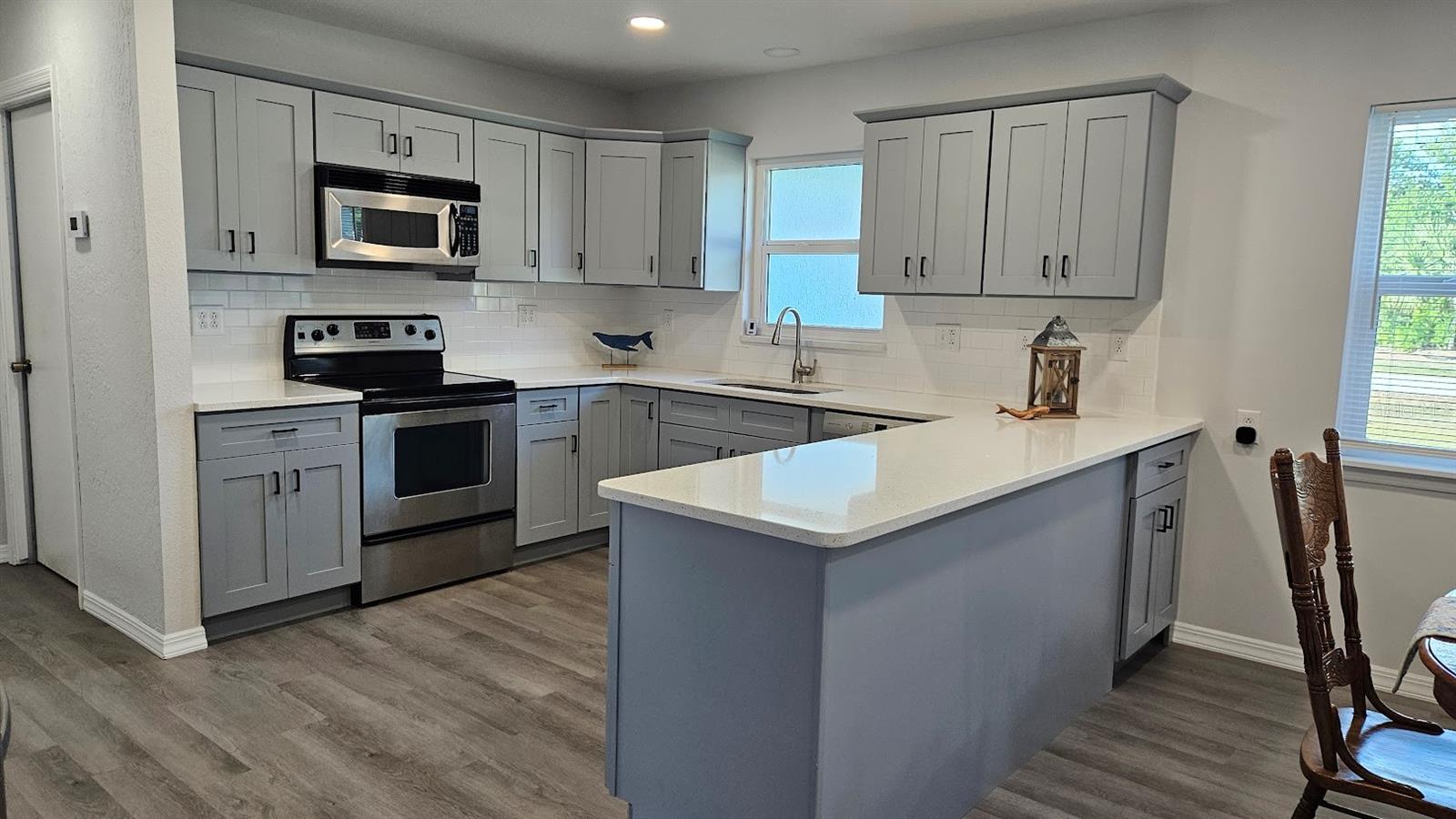 DELTONA LAKES UNIT 08 - Residential