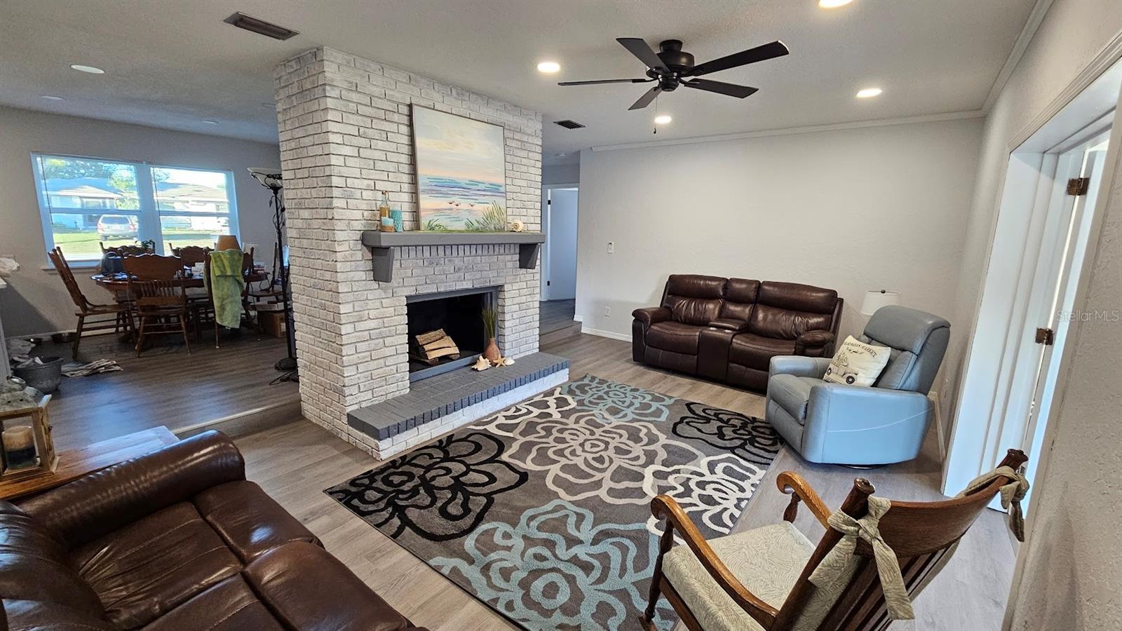 DELTONA LAKES UNIT 08 - Residential