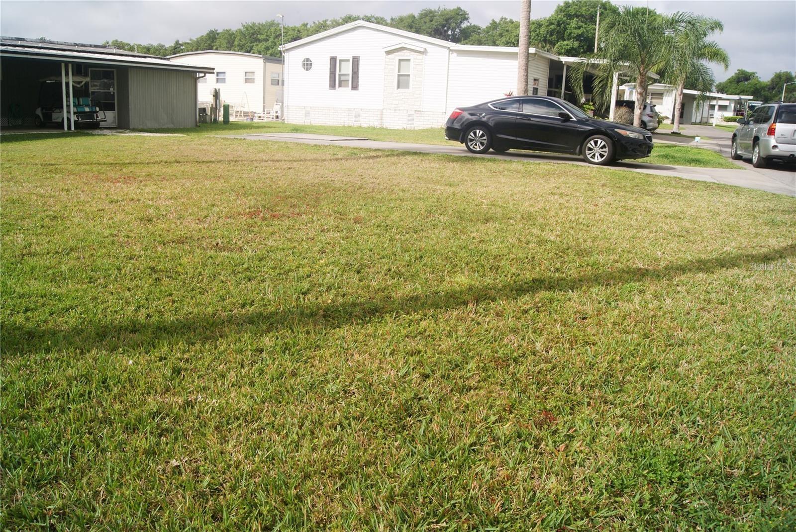 EUSTIS COUNTRY CLUB MANOR MHP UNIT 02A - Land