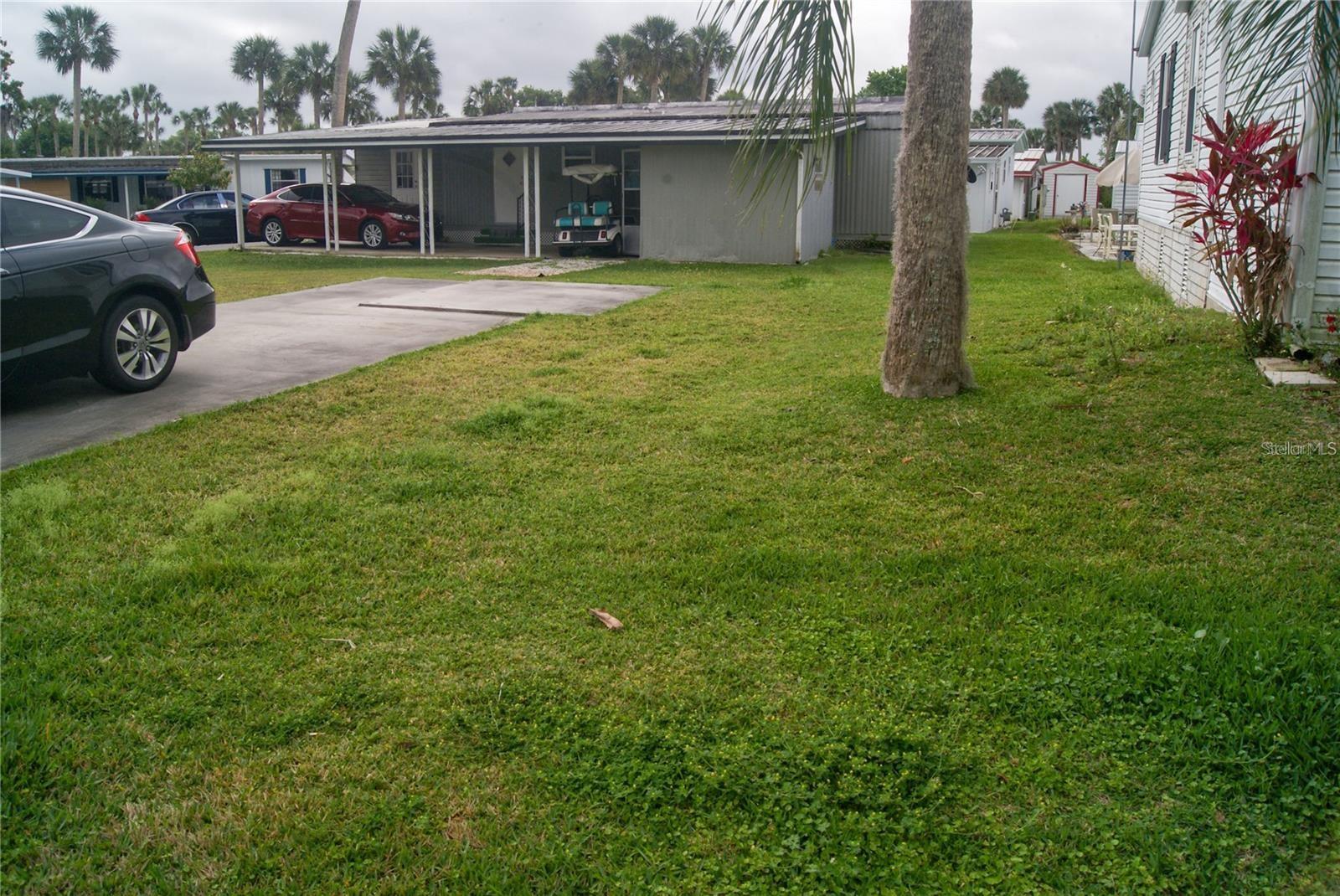 EUSTIS COUNTRY CLUB MANOR MHP UNIT 02A - Land