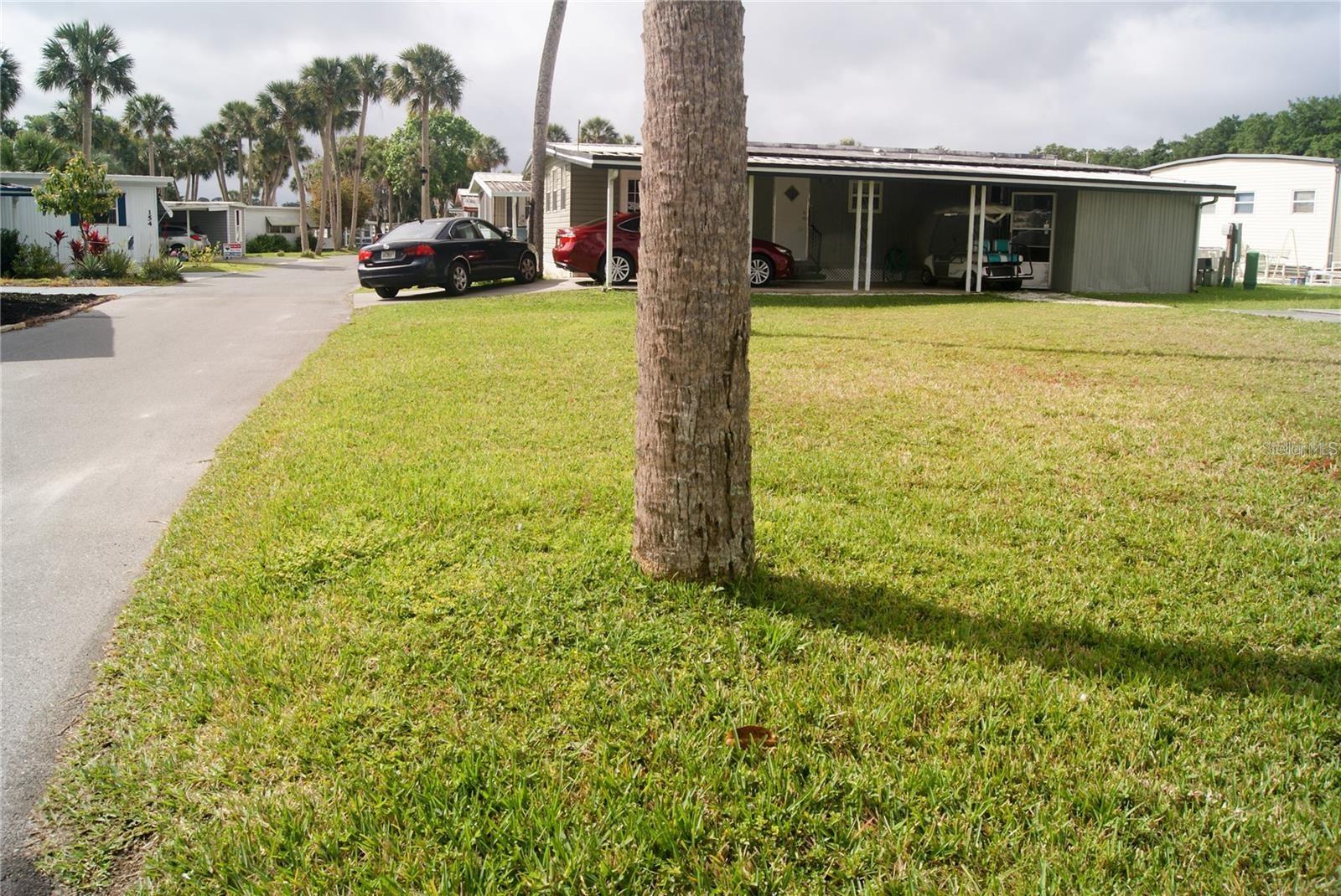 EUSTIS COUNTRY CLUB MANOR MHP UNIT 02A - Land