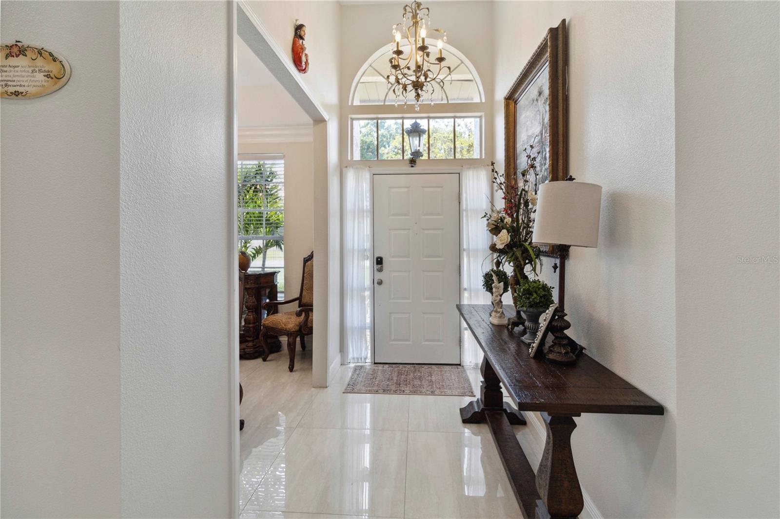 802 KAYWOOD DRIVE