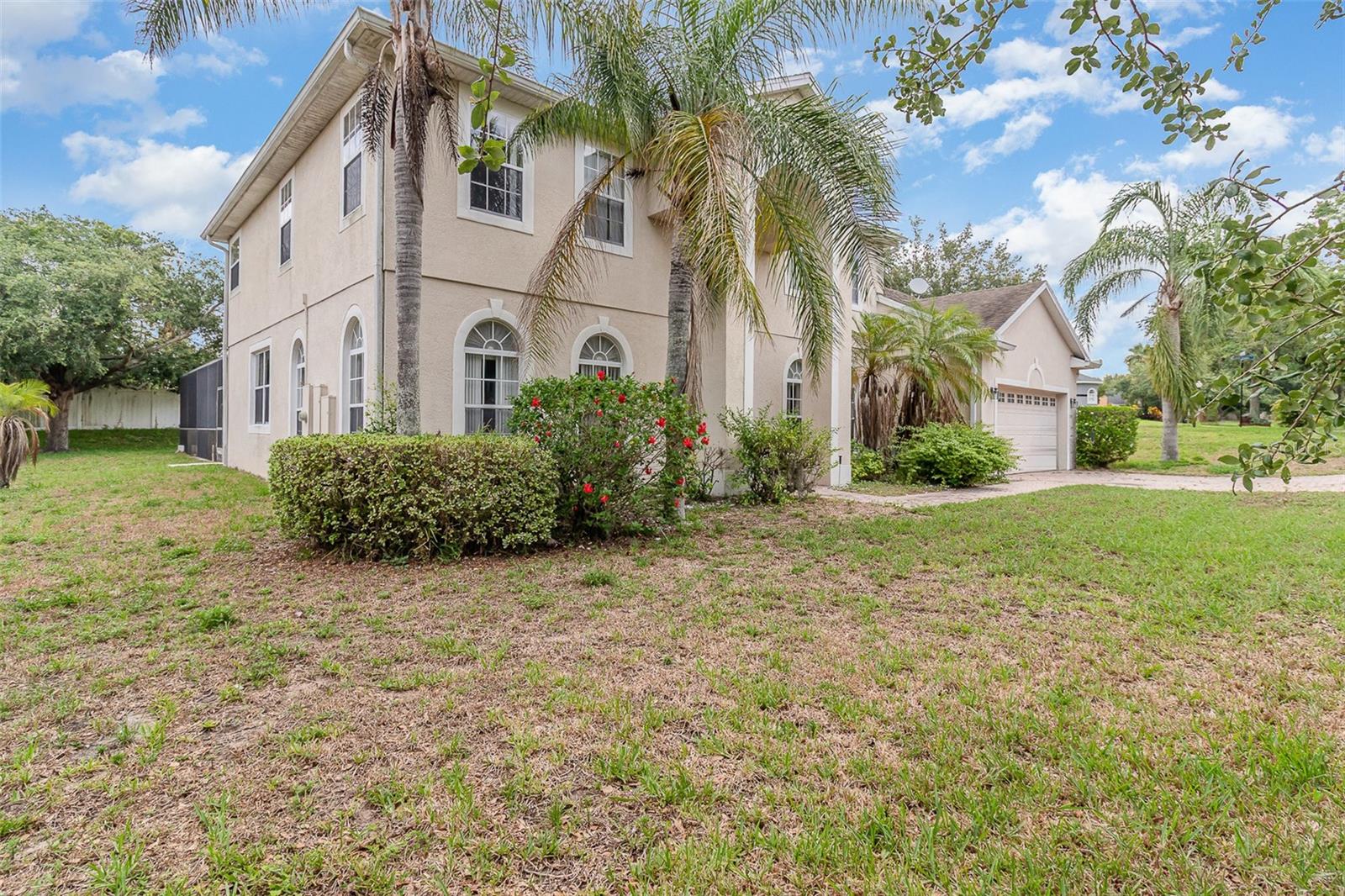 239 BEACON POINTE DRIVE