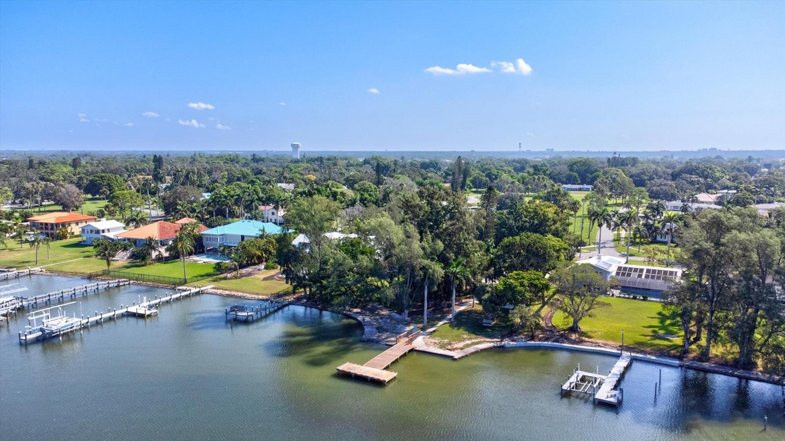 BAYVIEW GROVE - Land