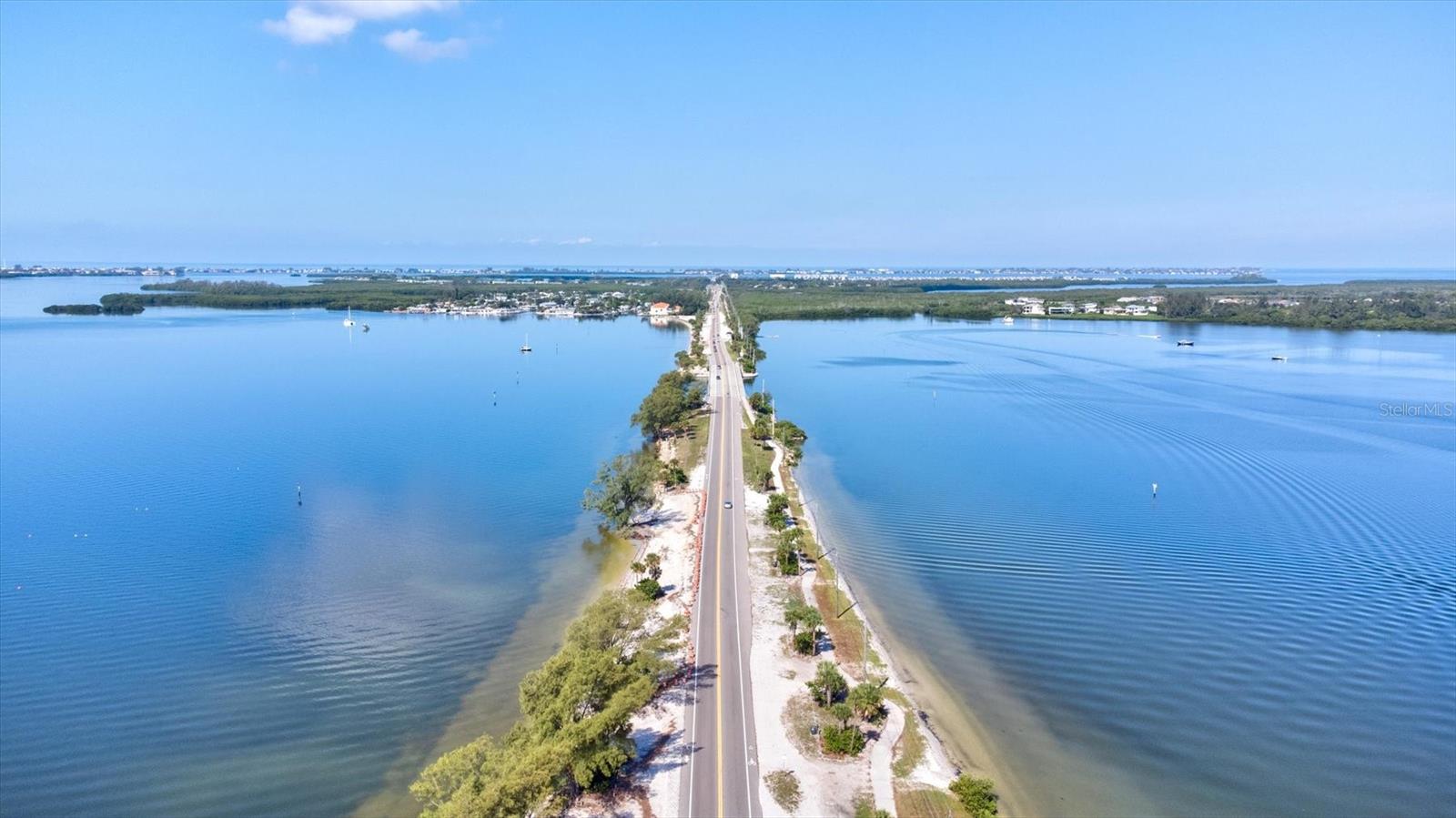 BAYVIEW GROVE - Land