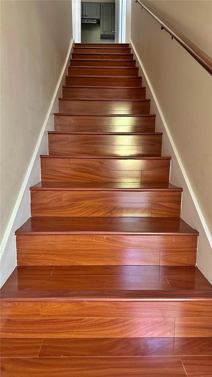 SIESTA LAGO CONDOMINIUM - Residential