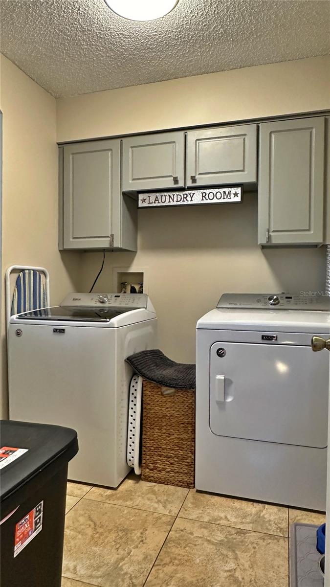 SIESTA LAGO CONDOMINIUM - Residential