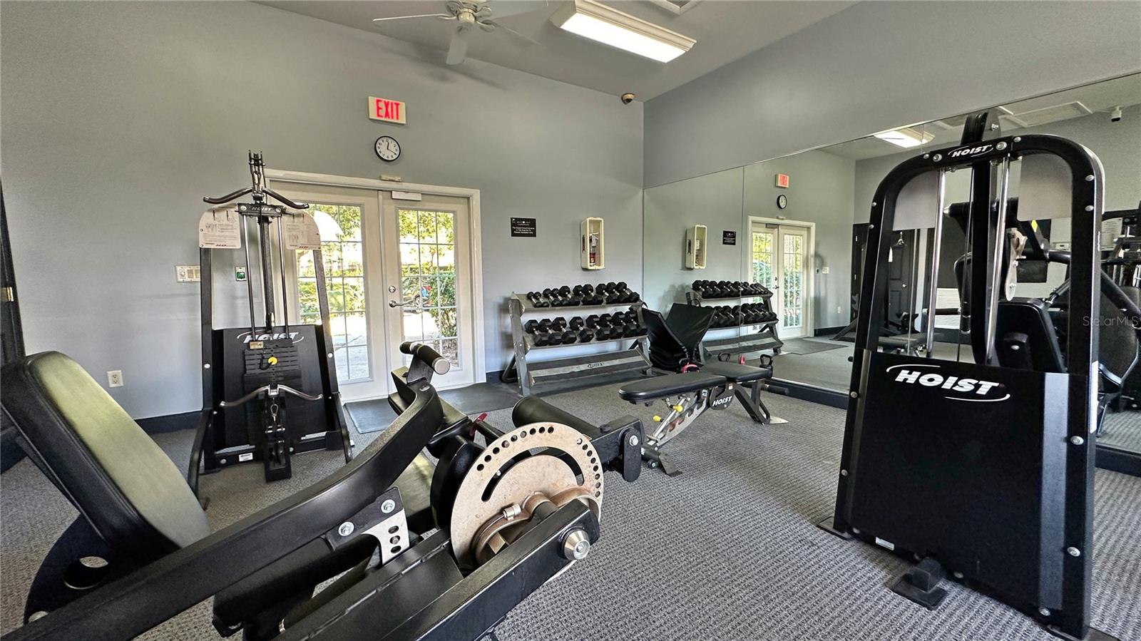 SIESTA LAGO CONDOMINIUM - Residential