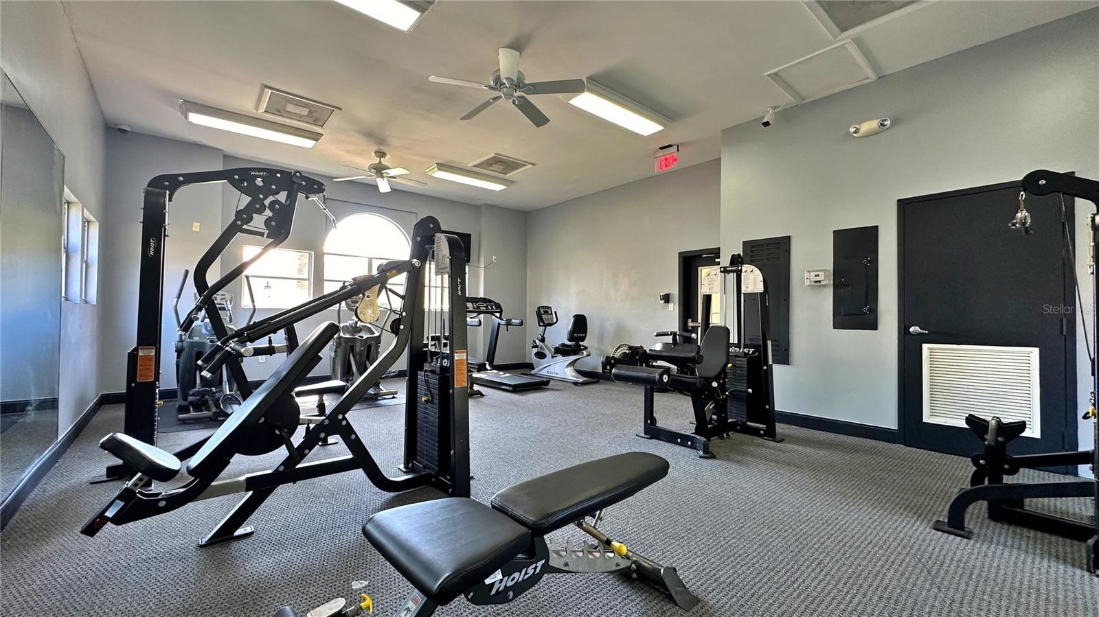 SIESTA LAGO CONDOMINIUM - Residential