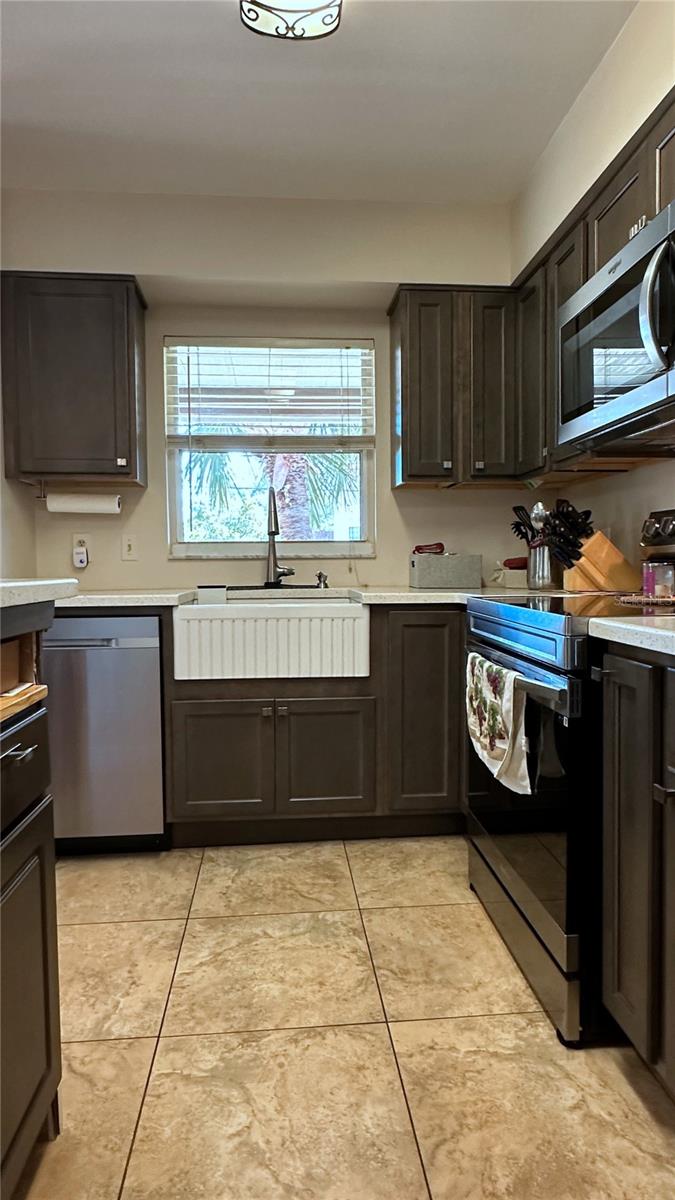 SIESTA LAGO CONDOMINIUM - Residential