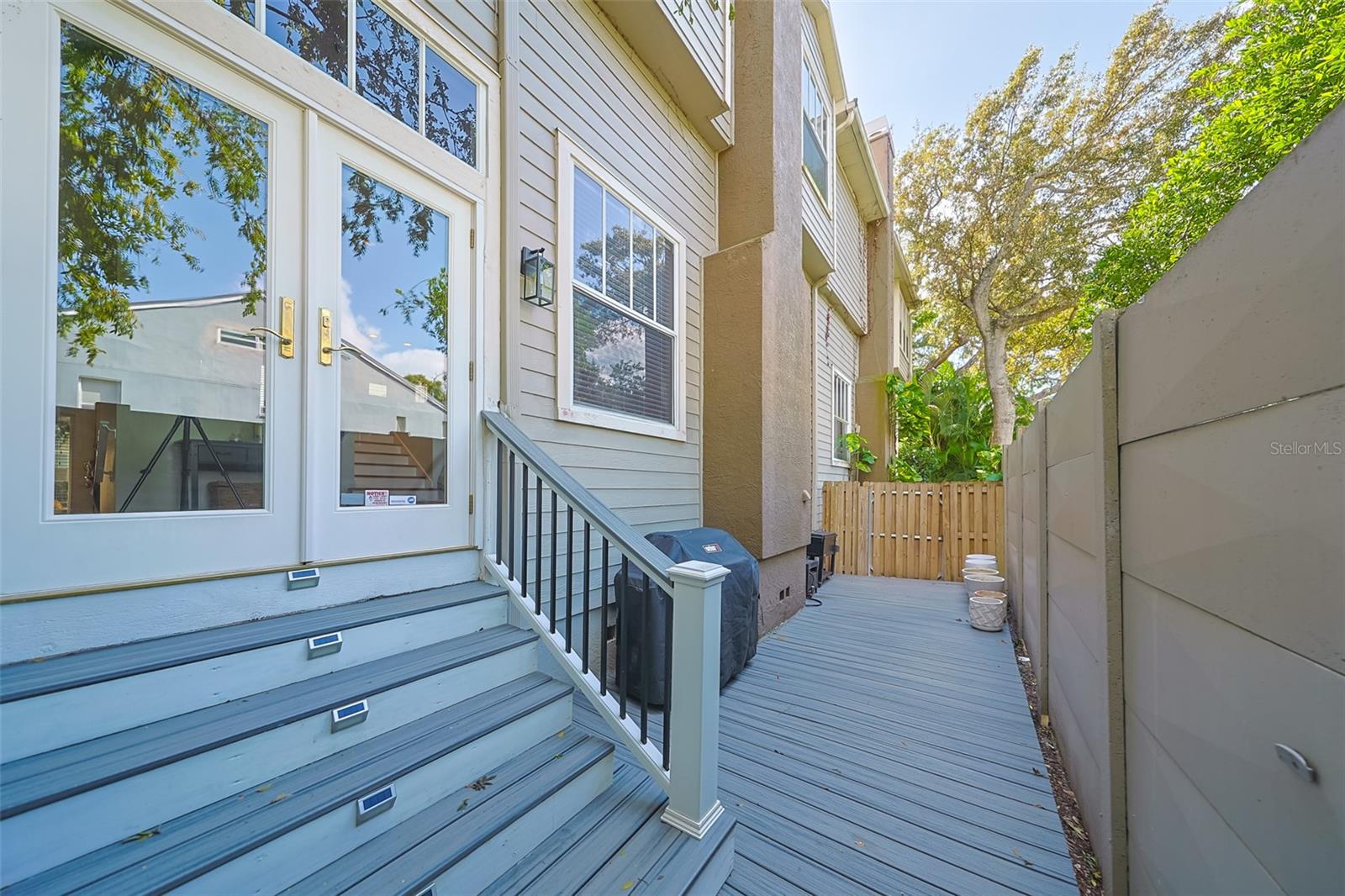 PALM PLACE BY THE BAYSHORE A C - Residential