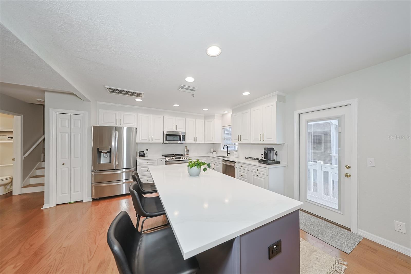 PALM PLACE BY THE BAYSHORE A C - Residential