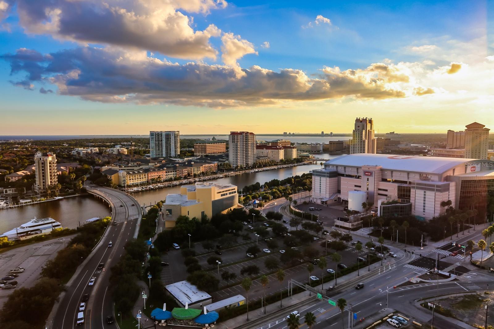 PALM PLACE BY THE BAYSHORE A C - Residential