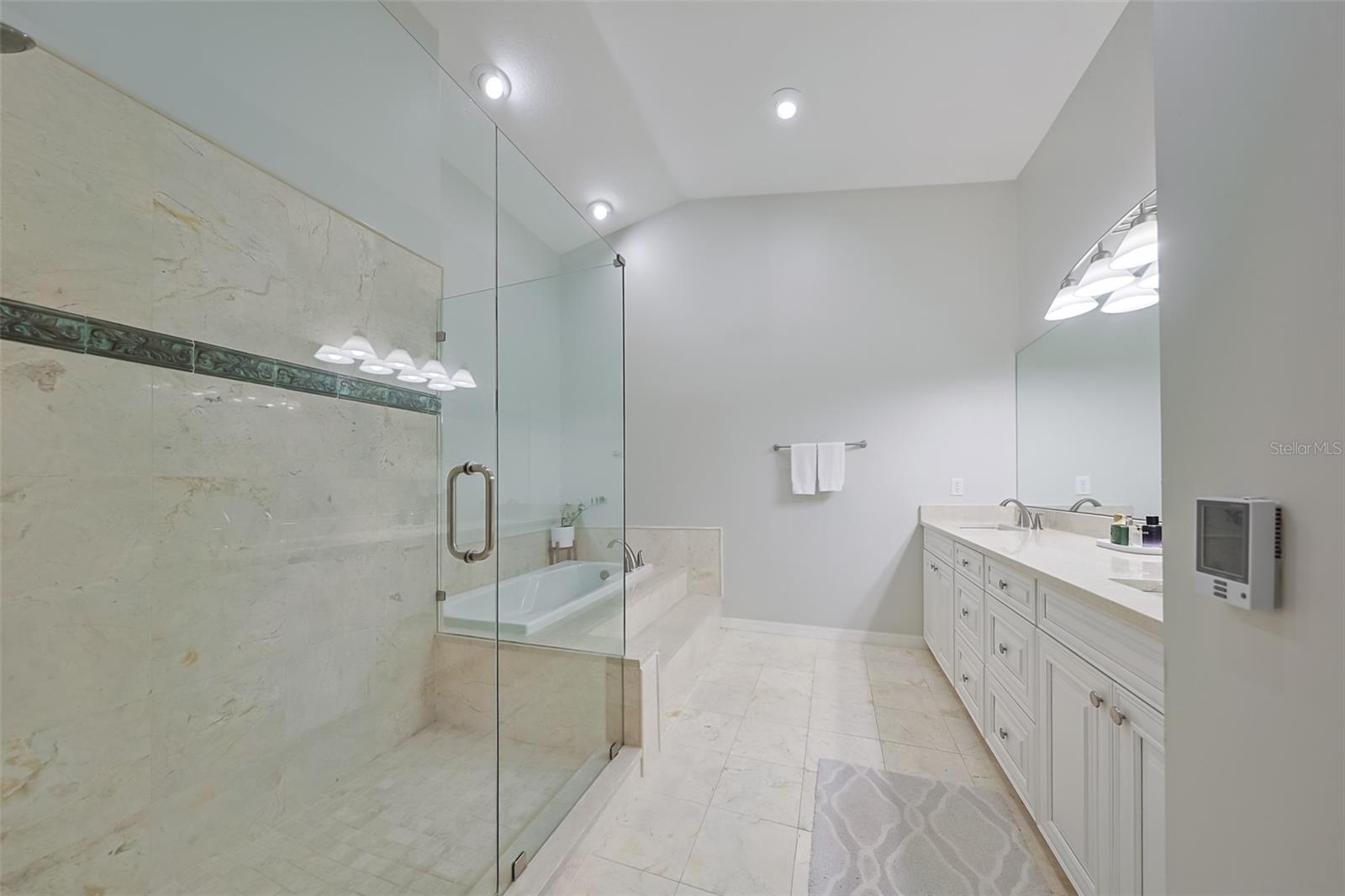 PALM PLACE BY THE BAYSHORE A C - Residential