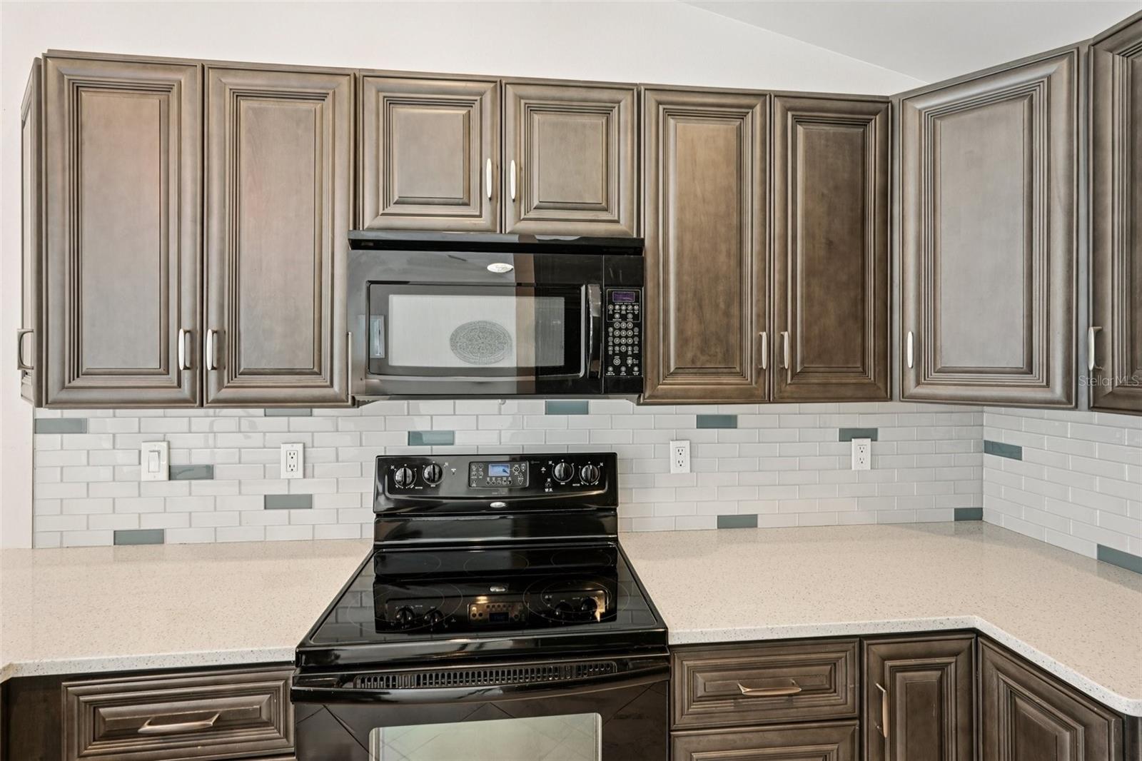 PALM COURT - Residential