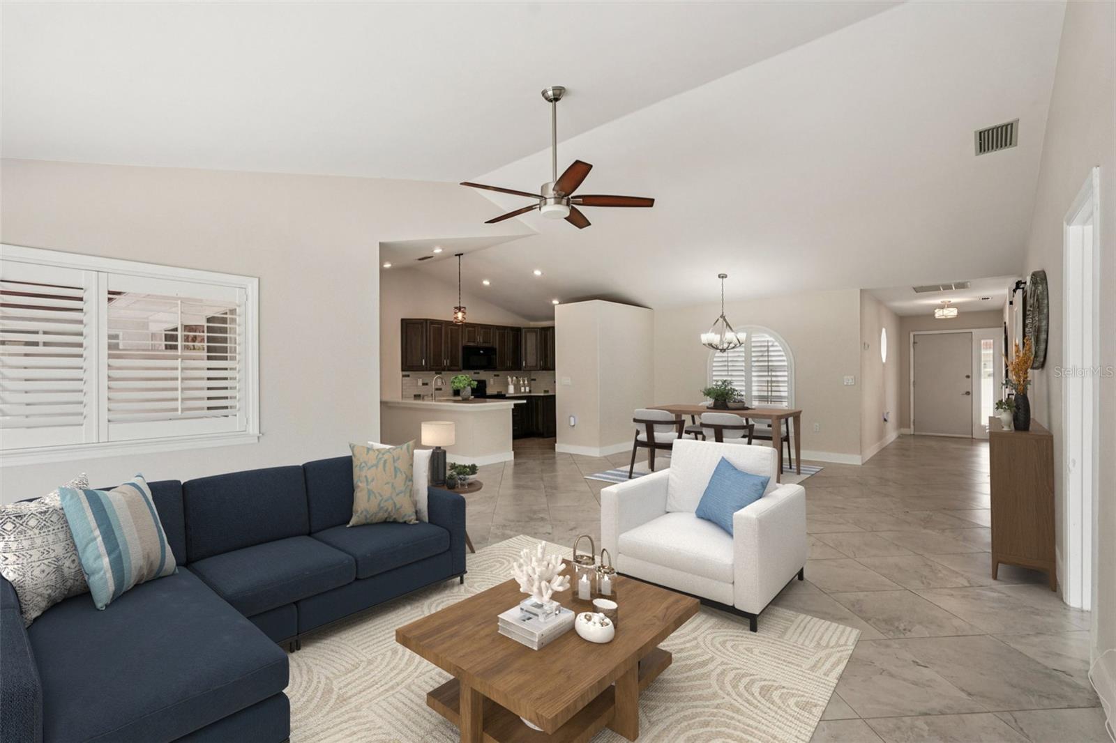 PALM COURT - Residential