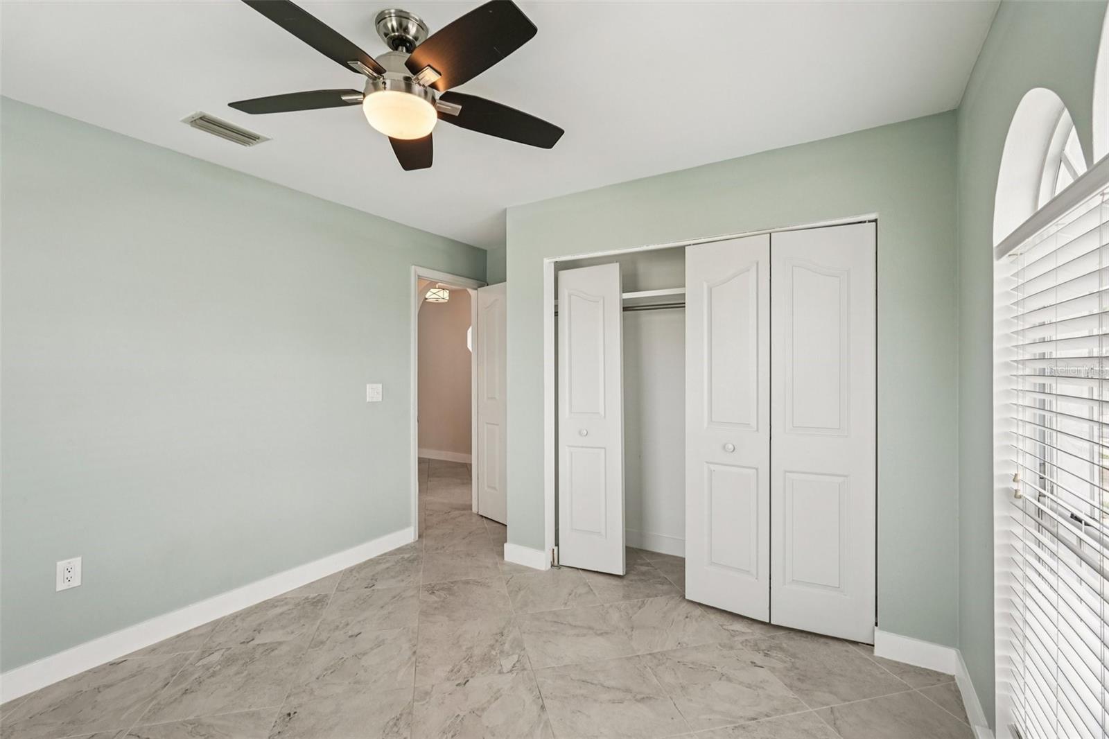 PALM COURT - Residential