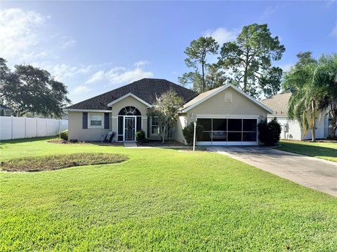 Tiny photo for 11250 Lake Drive, Leesburg, FL 34788 (MLS # G5119563)