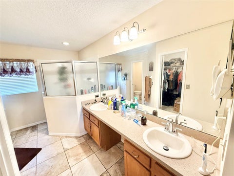 Tiny photo for 11250 Lake Drive, Leesburg, FL 34788 (MLS # G5119563)