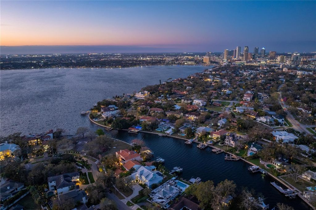 Photo of 38 Ladoga Avenue, Tampa, FL 33606 (MLS # TB8382713)