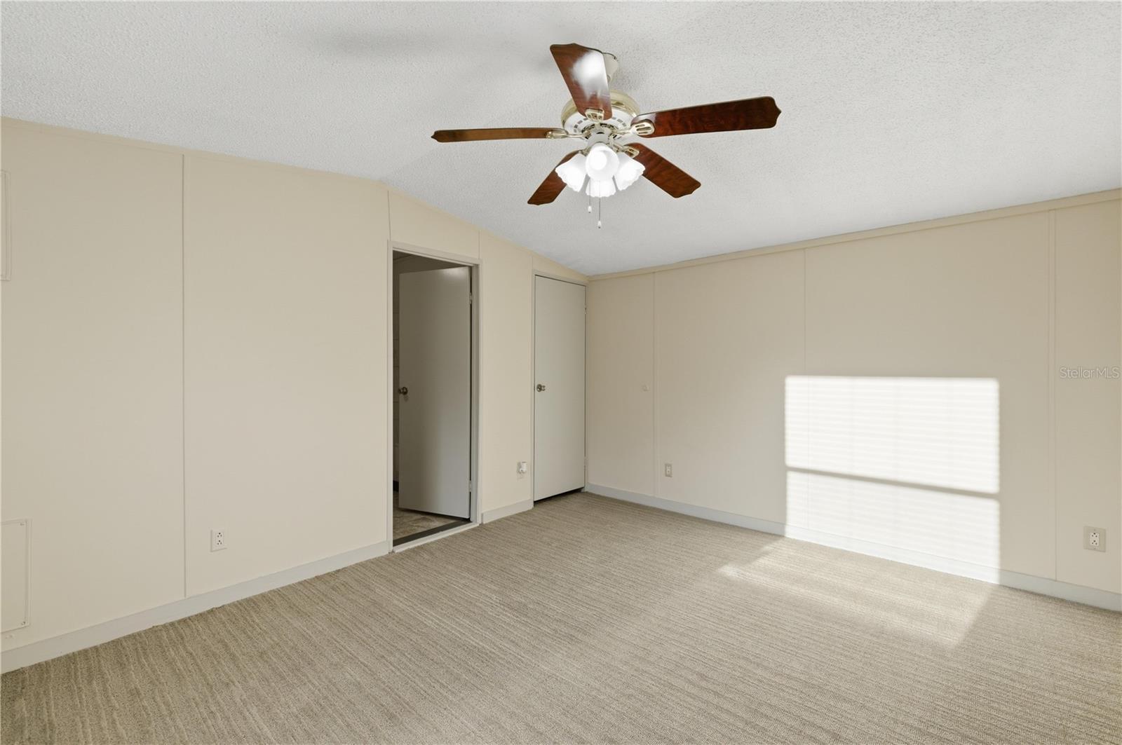 DEER MDW - Residential