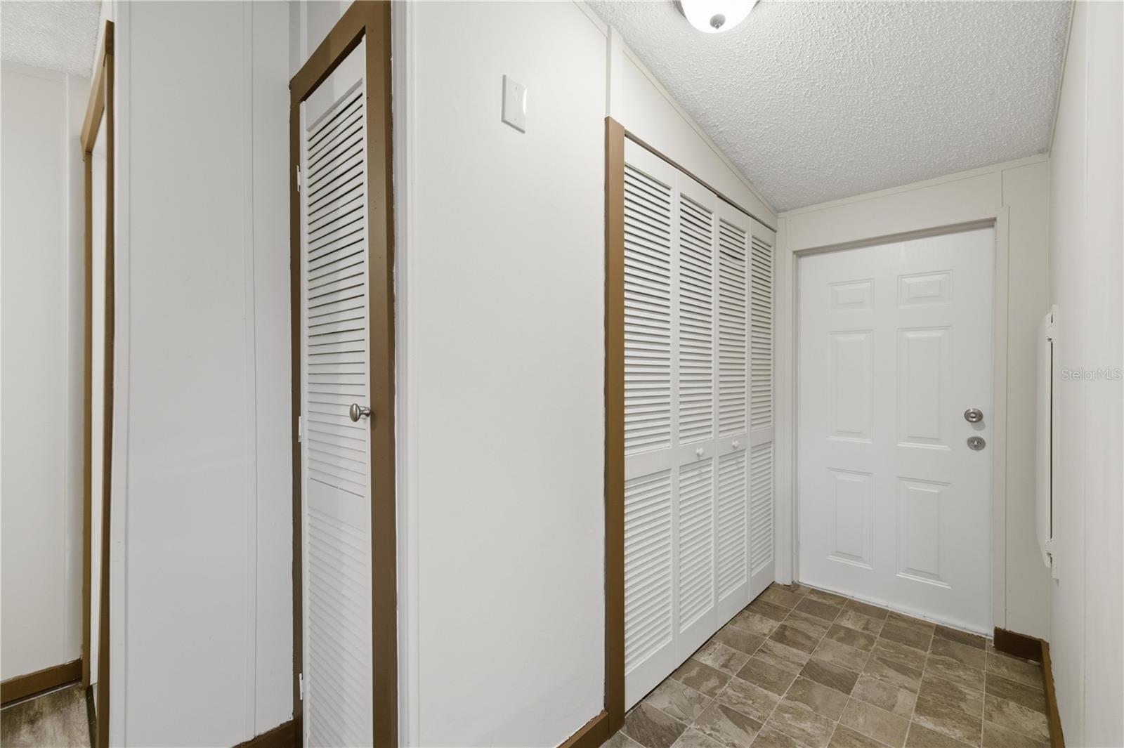 DEER MDW - Residential