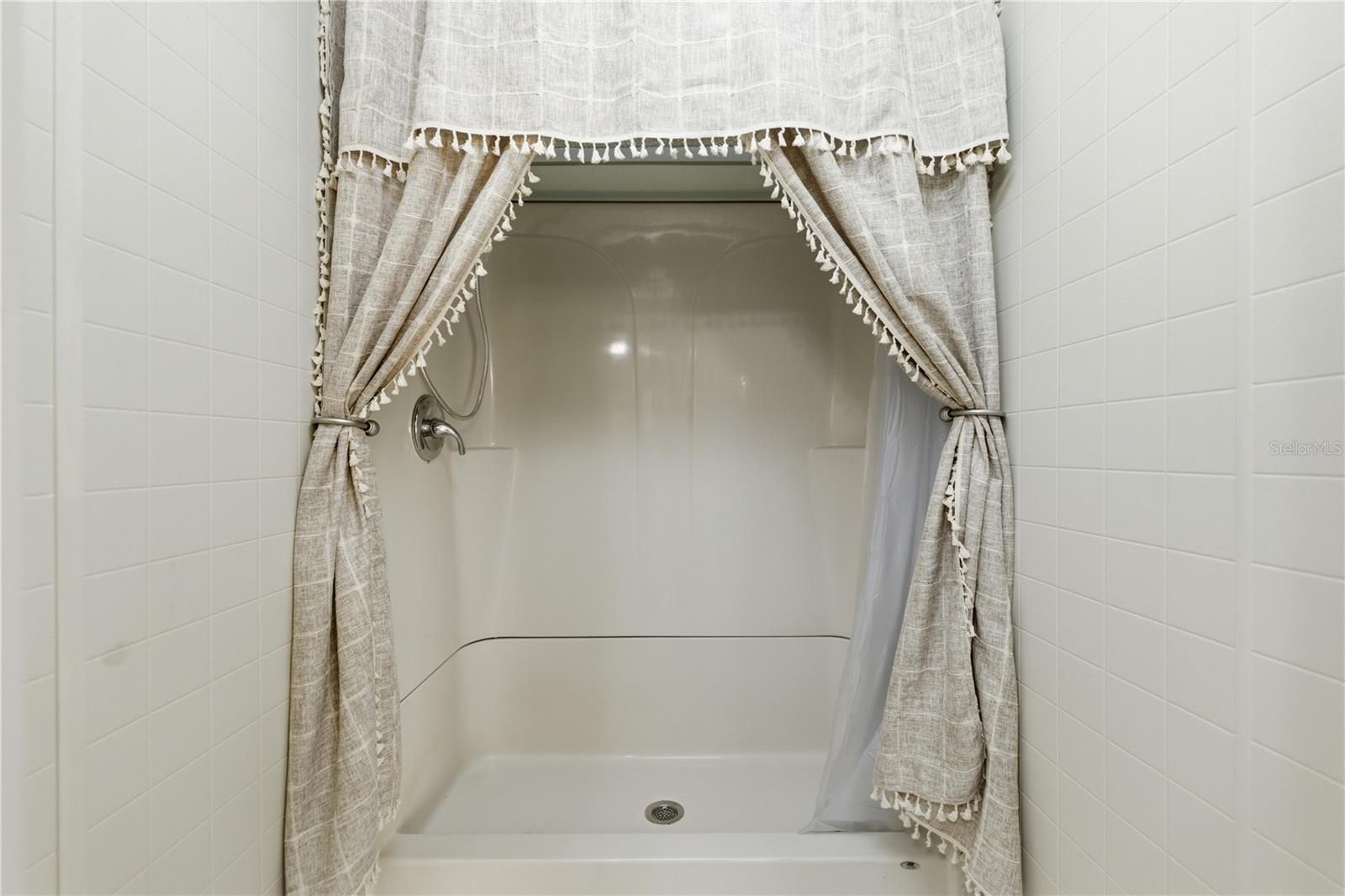 DEER MDW - Residential