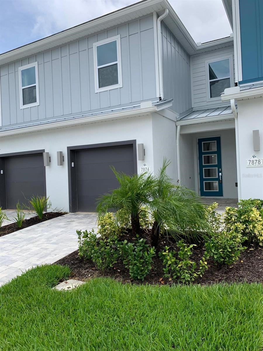 SPECTRUM AT REUNION PH 2 - Residential Lease