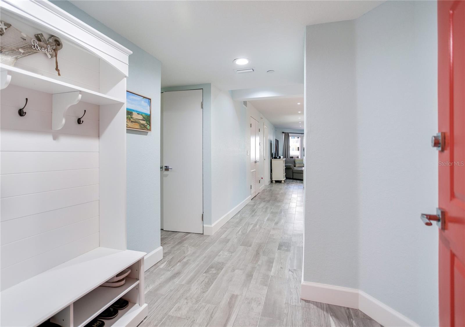 BEACH COTTAGE CONDO - Residential