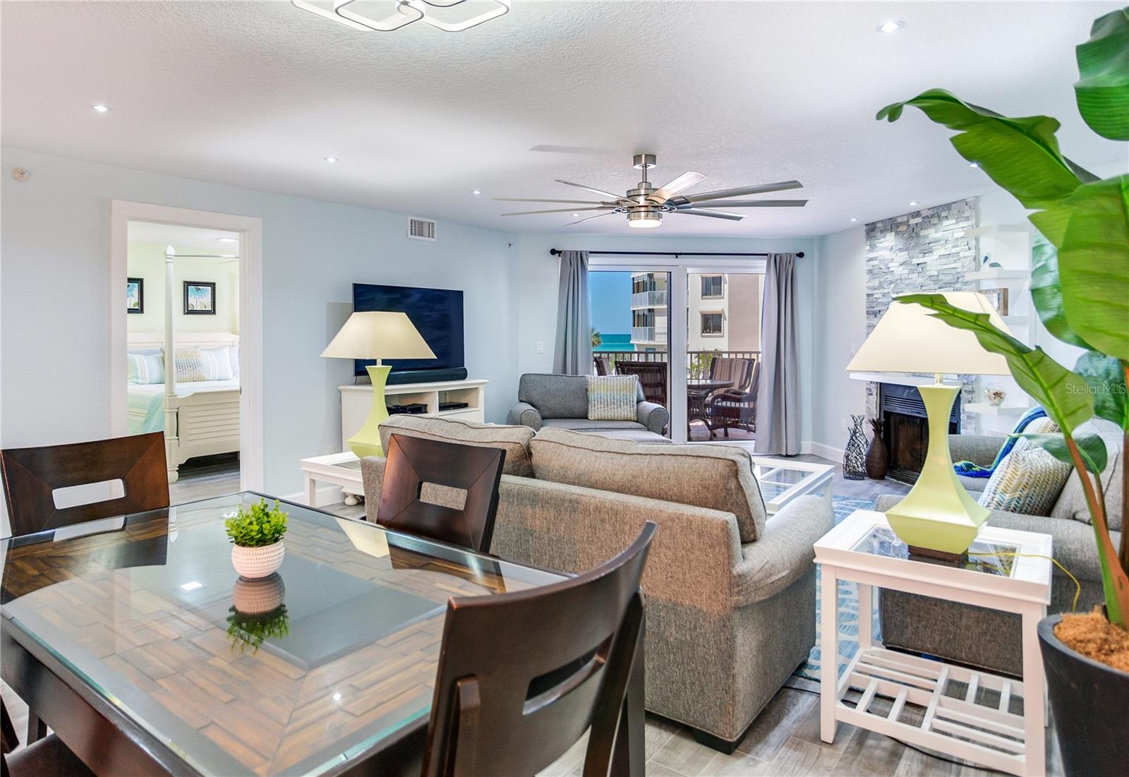 BEACH COTTAGE CONDO - Residential