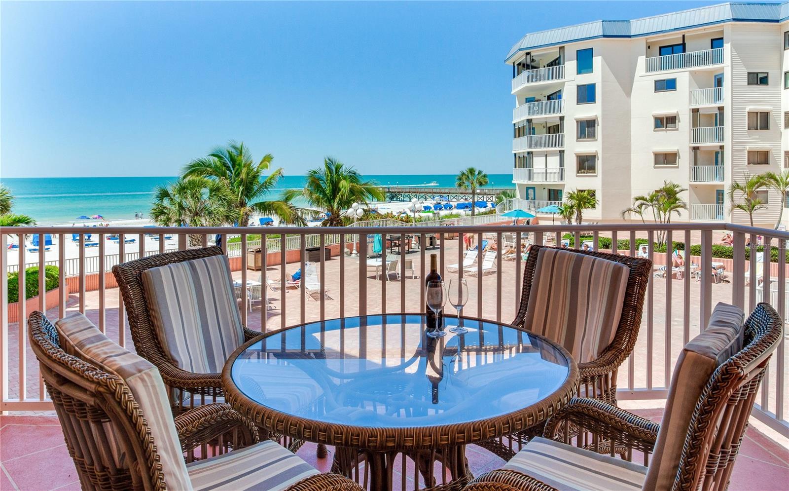 BEACH COTTAGE CONDO - Residential