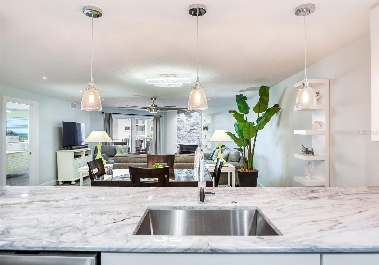 BEACH COTTAGE CONDO - Residential