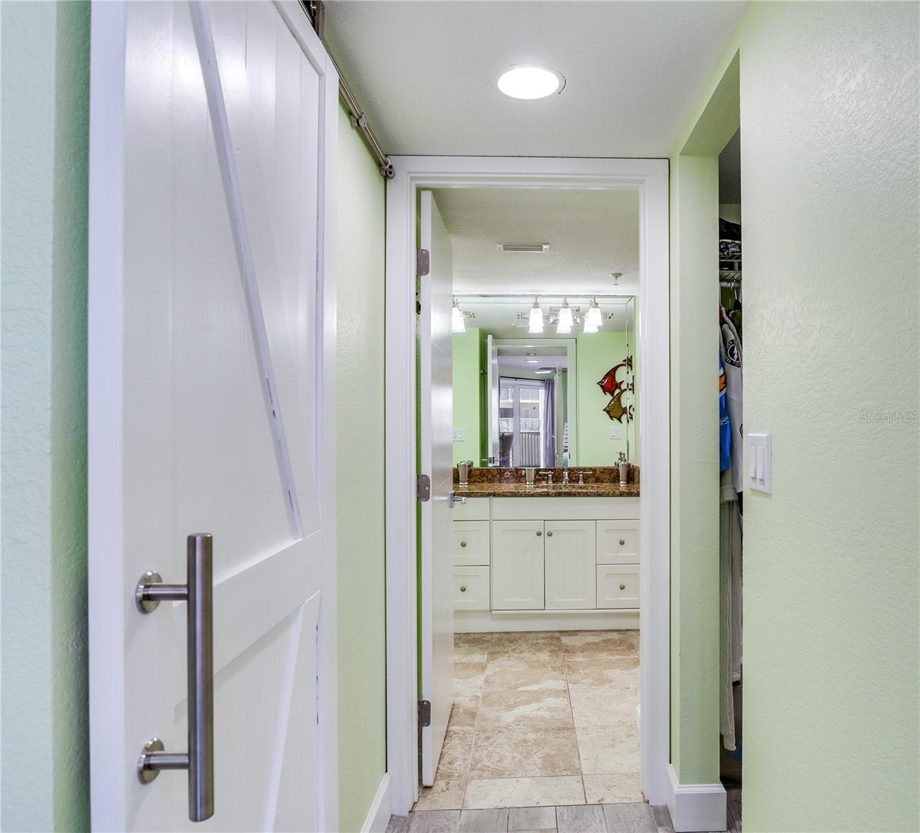 BEACH COTTAGE CONDO - Residential