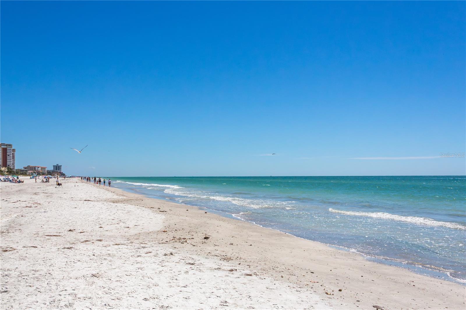 BEACH COTTAGE CONDO - Residential