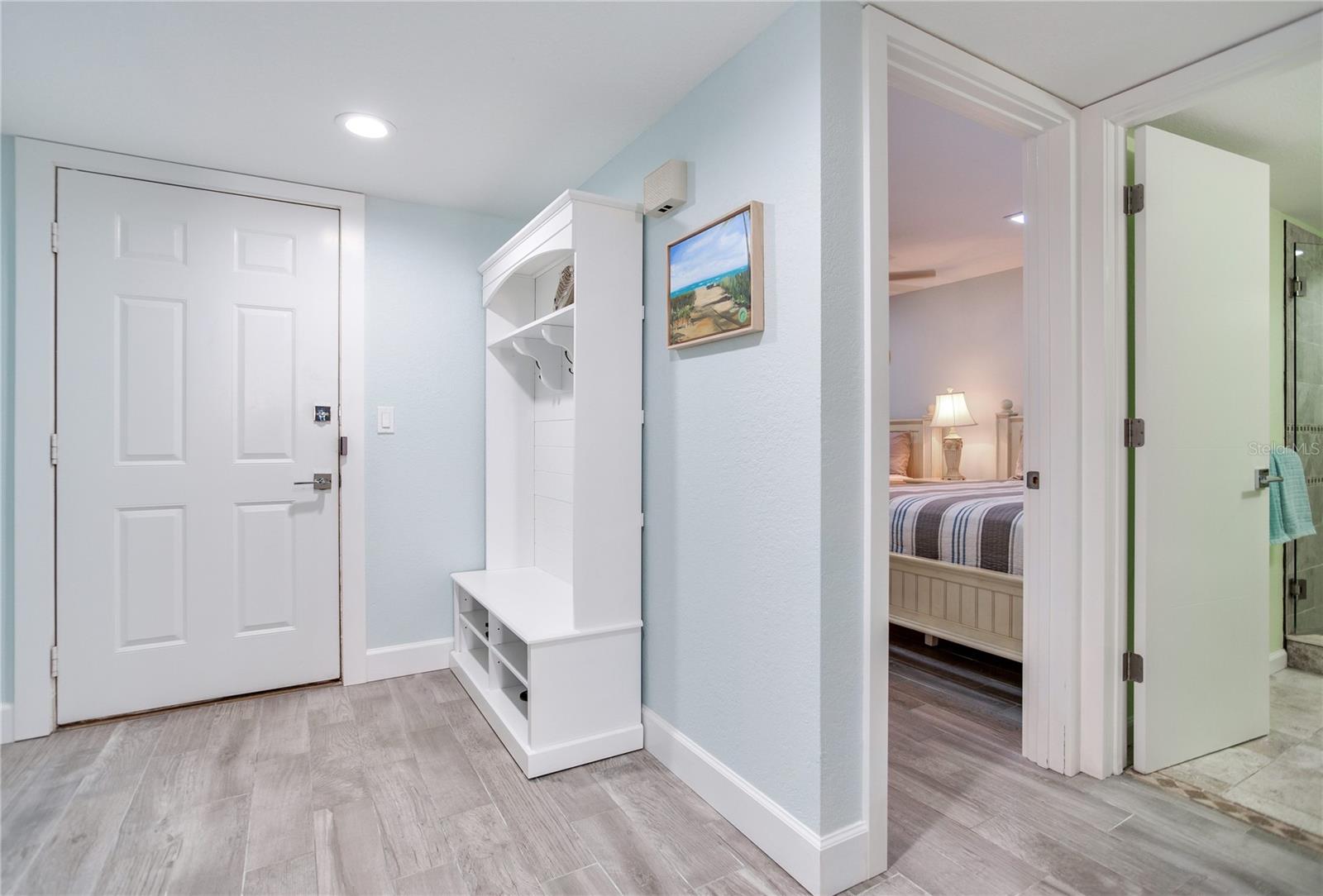 BEACH COTTAGE CONDO - Residential