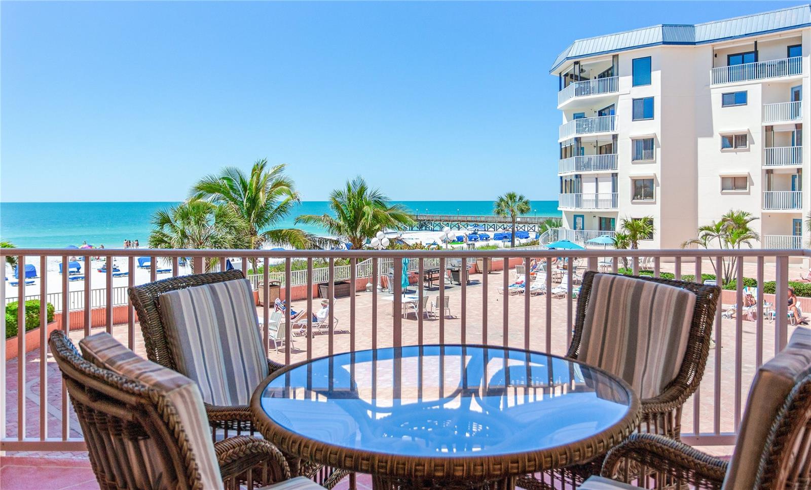 BEACH COTTAGE CONDO - Residential