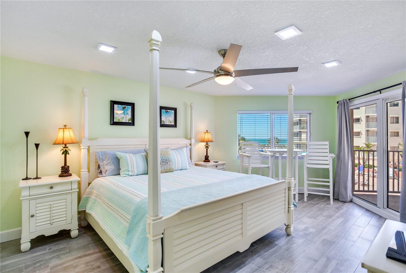 BEACH COTTAGE CONDO - Residential