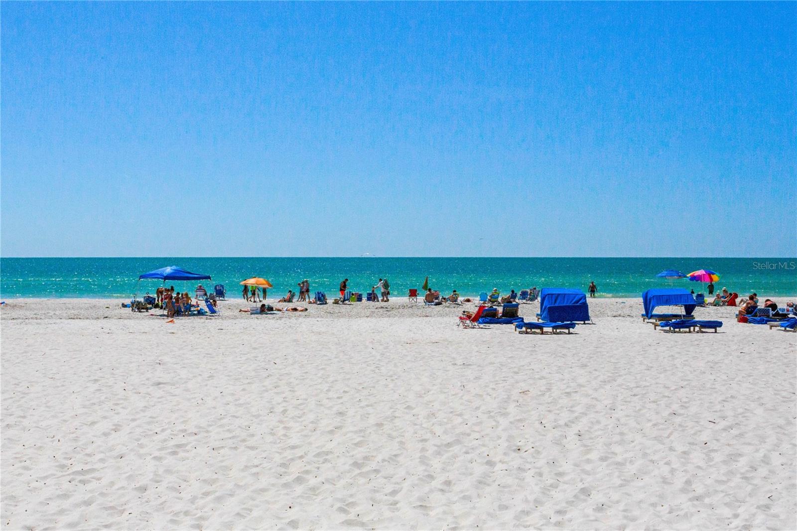 BEACH COTTAGE CONDO - Residential