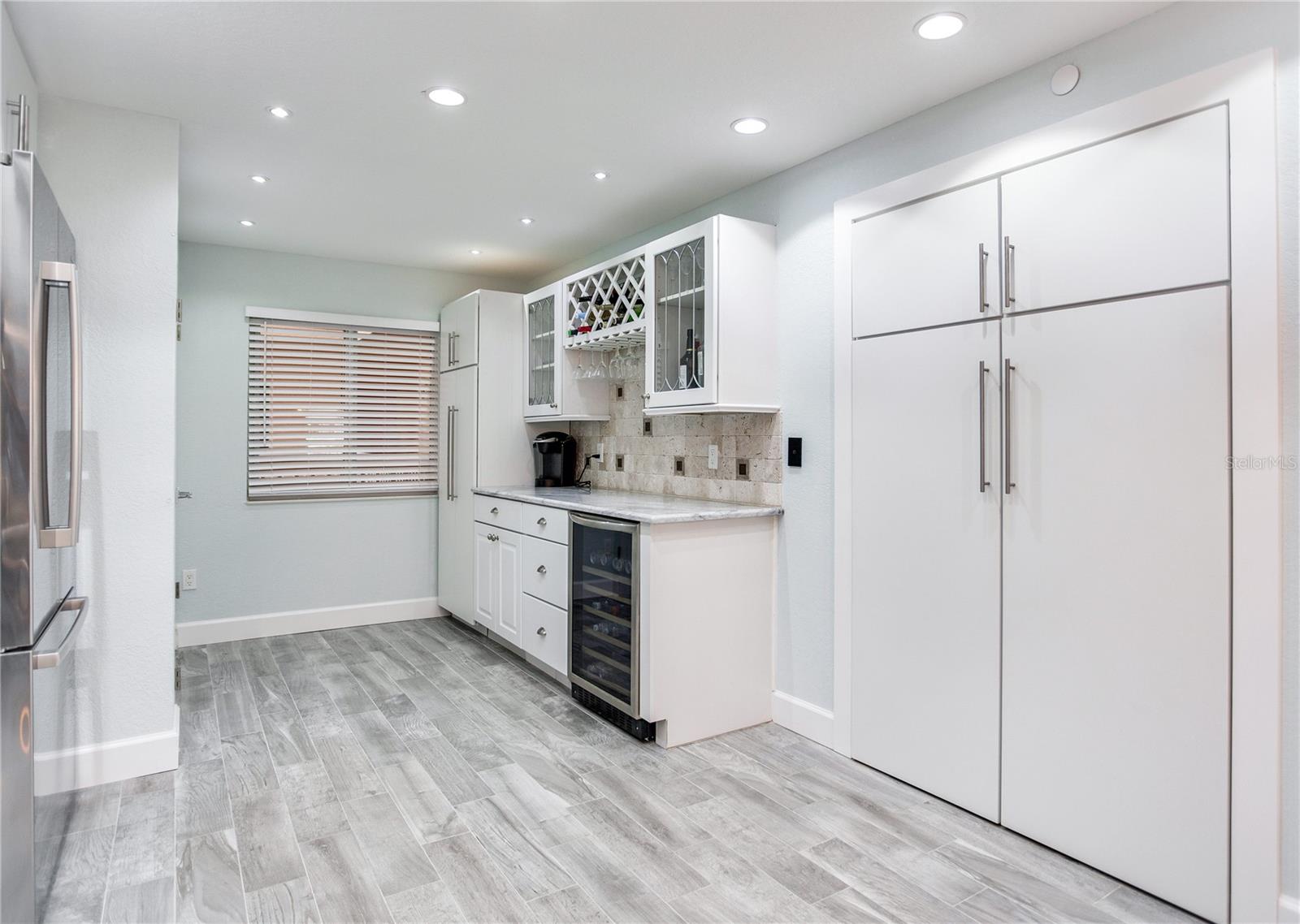 BEACH COTTAGE CONDO - Residential