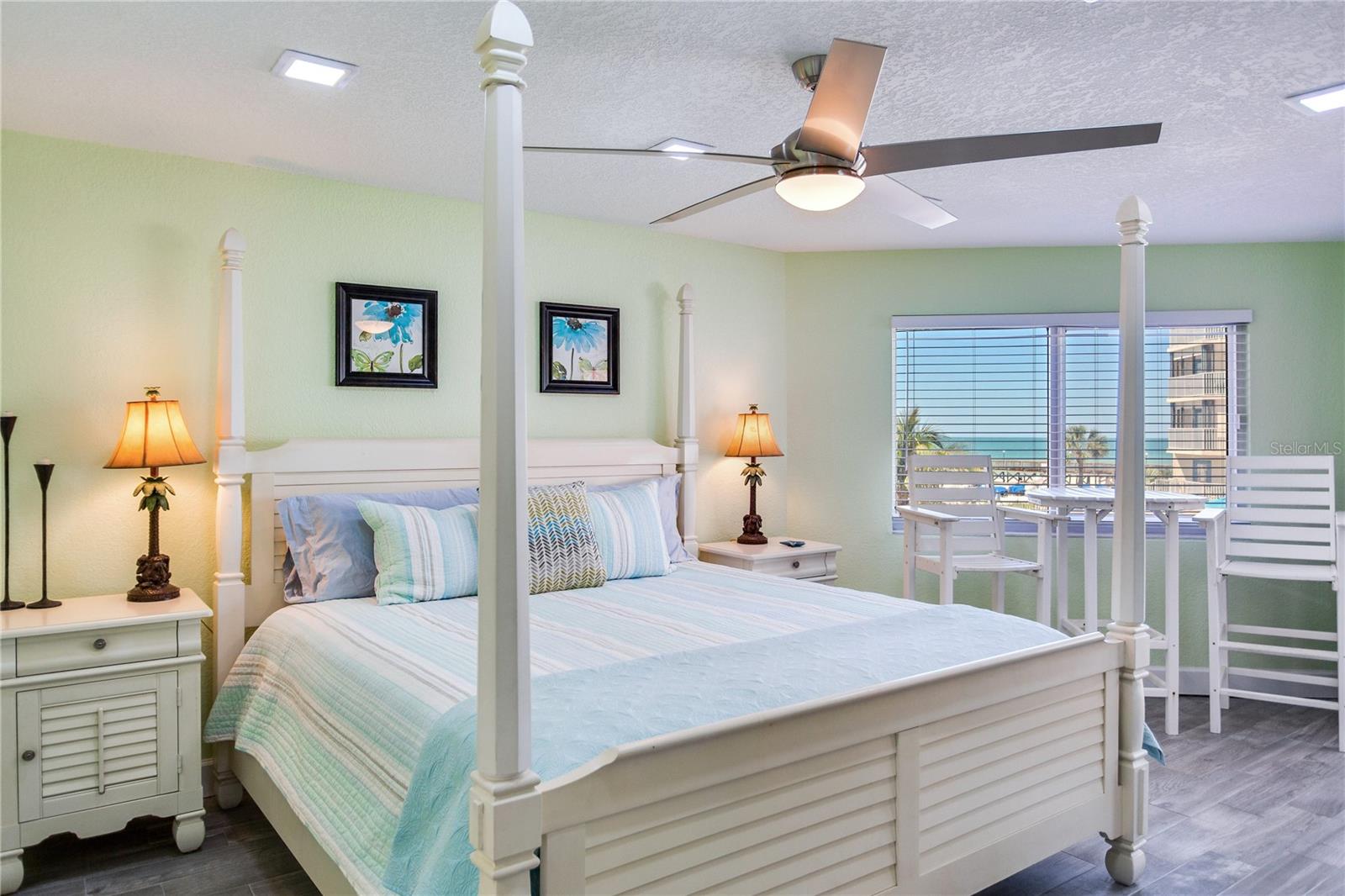 BEACH COTTAGE CONDO - Residential