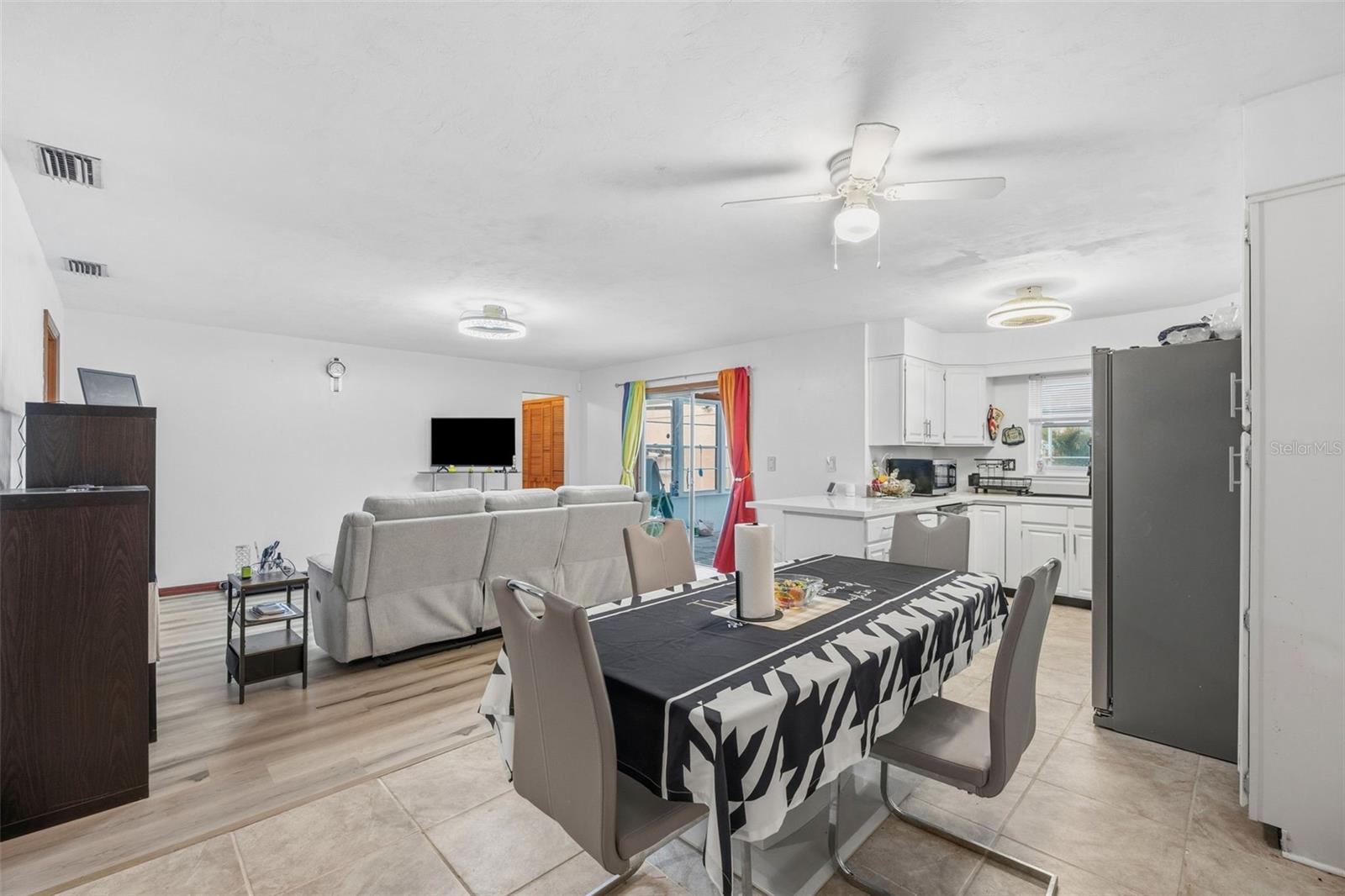 DELTONA LAKES UNIT 07 - Residential