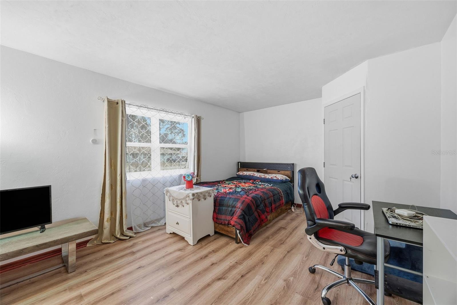 DELTONA LAKES UNIT 07 - Residential