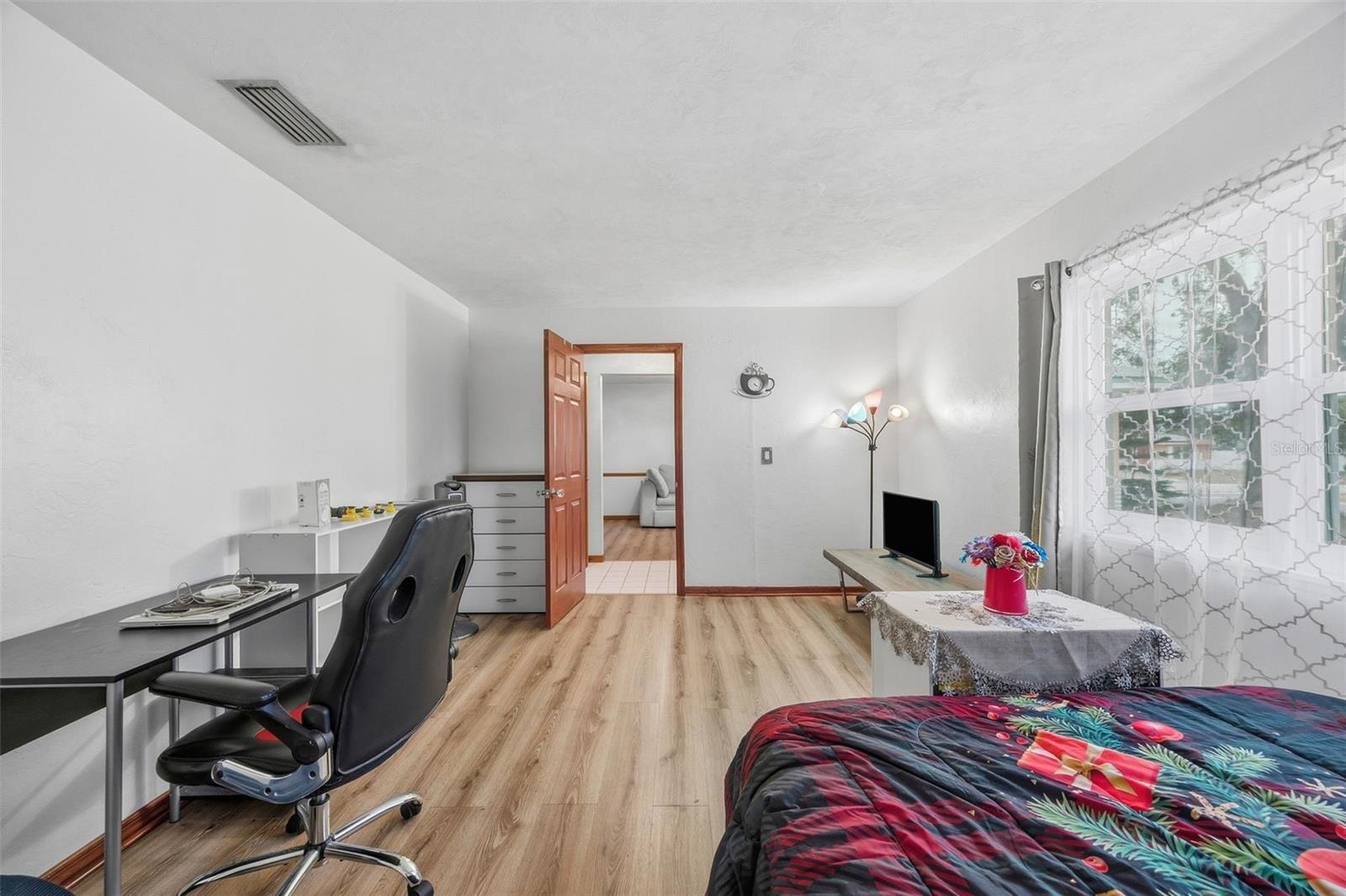 DELTONA LAKES UNIT 07 - Residential