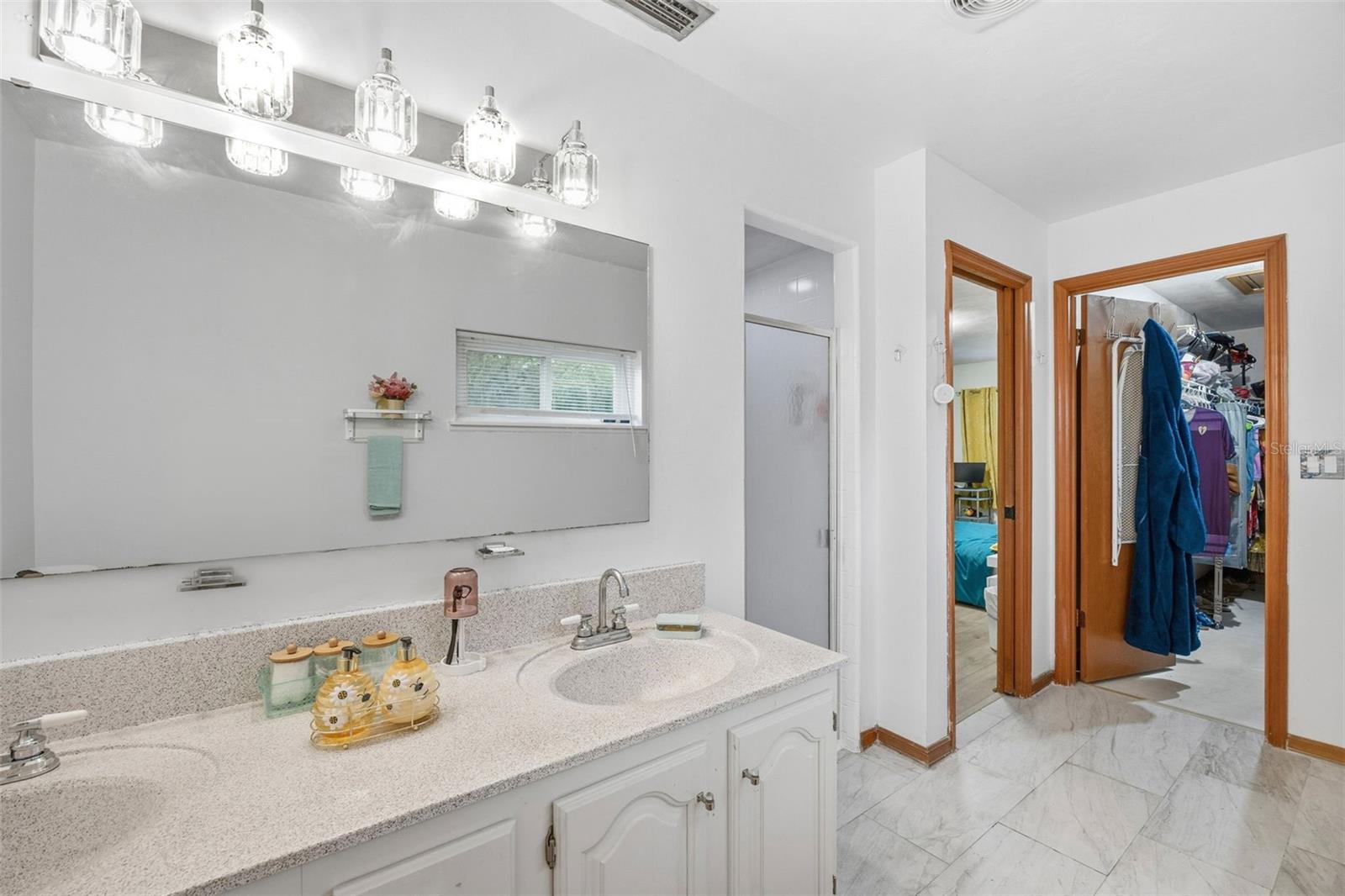 DELTONA LAKES UNIT 07 - Residential