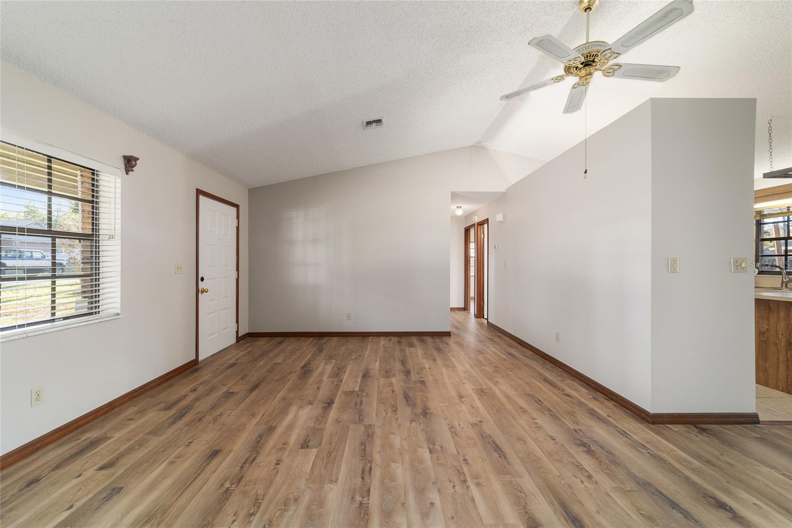 COUNTRYSIDE ESTATE - Residential