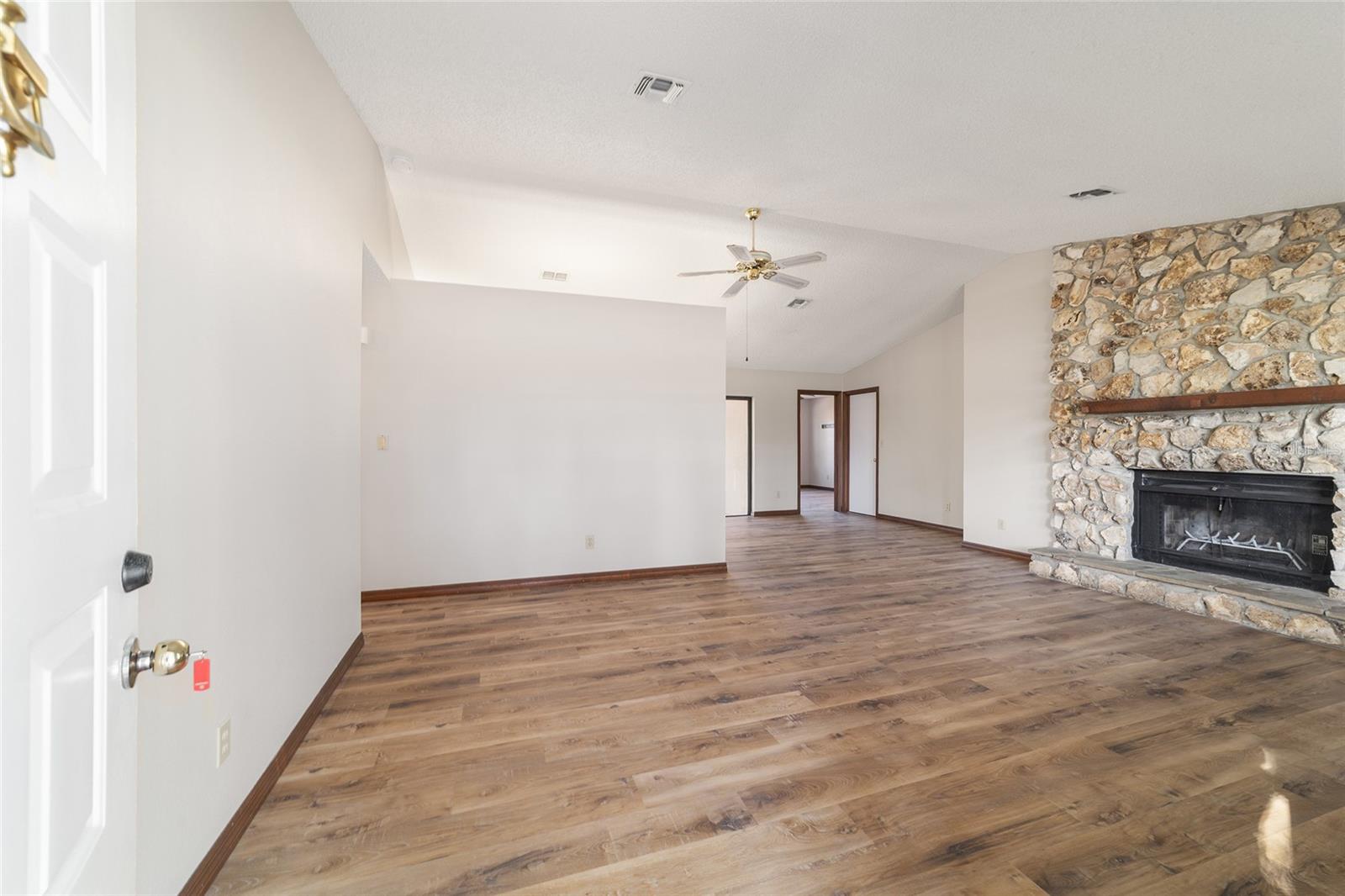 COUNTRYSIDE ESTATE - Residential